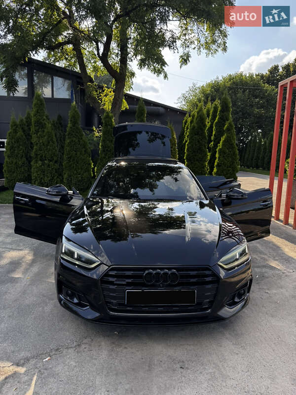 Купе Audi A5 2018 в 