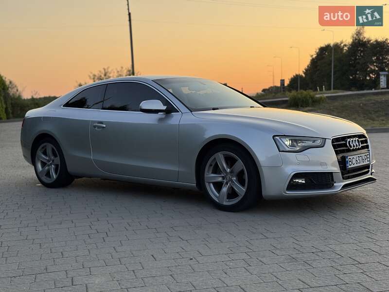 Купе Audi A5 2012 в Києві