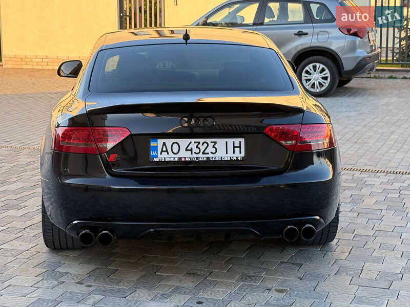 Купе Audi A5 2008 в Сваляве