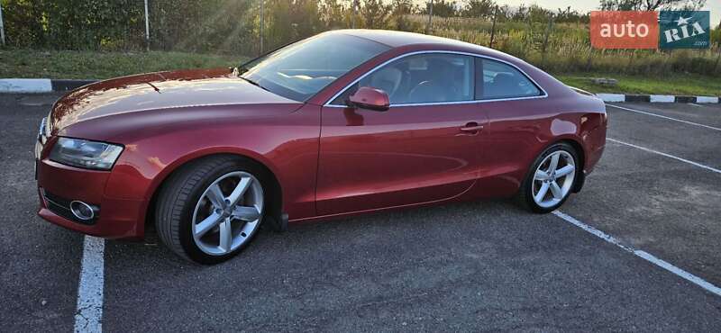 Купе Audi A5 2011 в Киеве