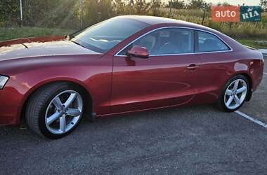 Купе Audi A5 2011 в 