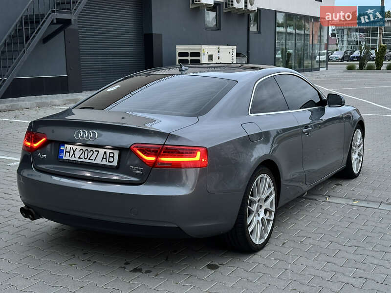 Купе Audi A5 2012 в Хмельницком