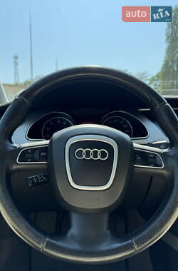Купе Audi A5 2011 в 