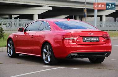 Купе Audi A5 2010 в 