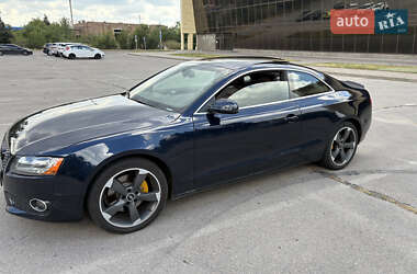 Купе Audi A5 2011 в 