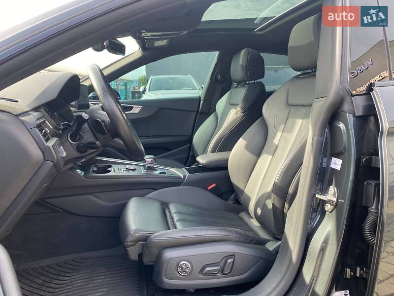 Лифтбек Audi A5 2019 в Львове