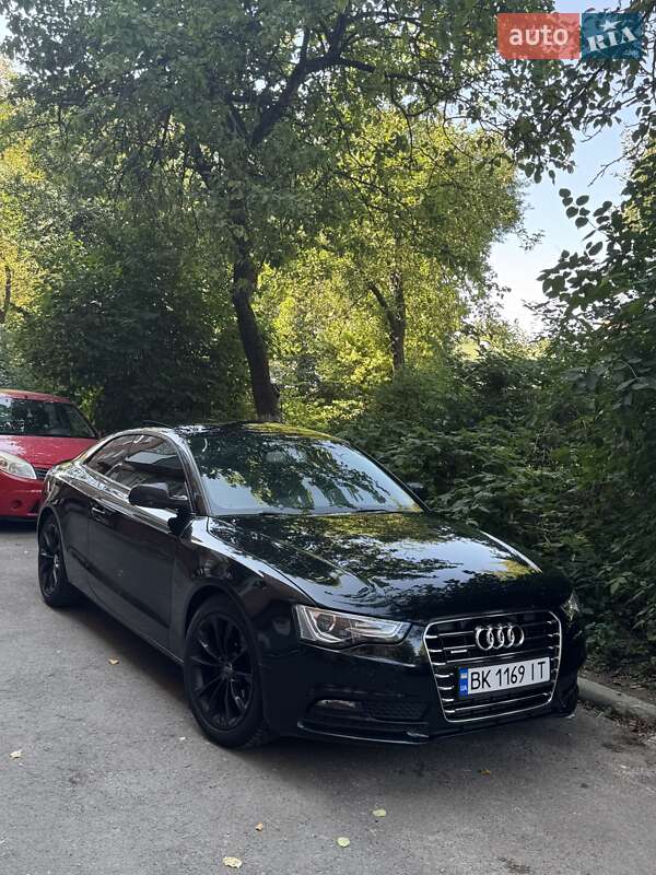 Купе Audi A5 2012 в 