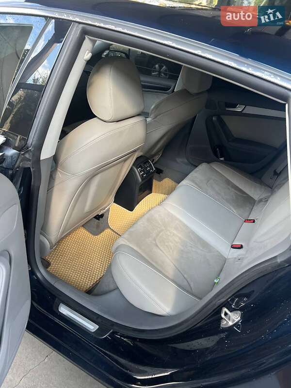 Купе Audi A5 2010 в Днепре