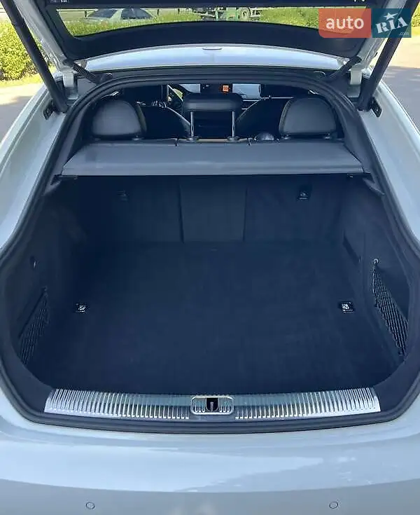 Audi A5 2018 VIN WAUFNCF53KA018986 фото оголошення 13 з 75