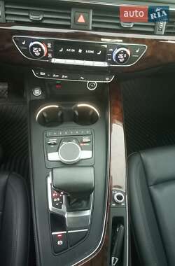 Купе Audi A5 2018 в 