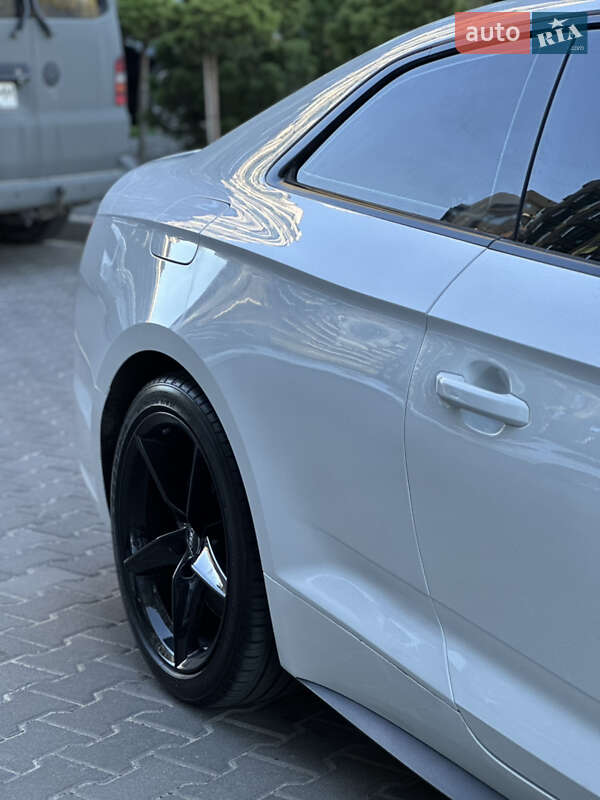 Купе Audi A5 2017 в Киеве