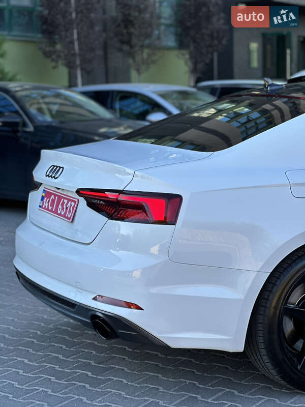 Купе Audi A5 2017 в Киеве