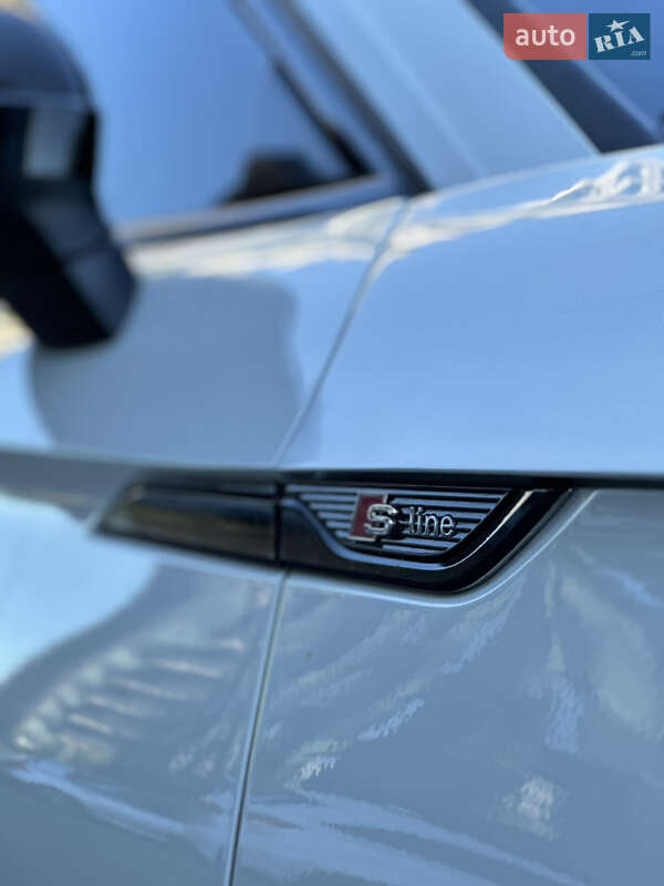 Купе Audi A5 2017 в Киеве
