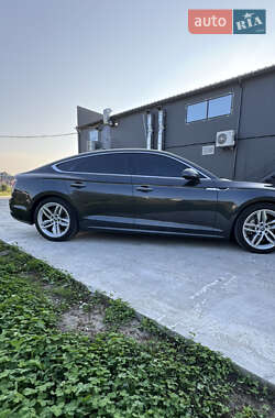 Купе Audi A5 2019 в 