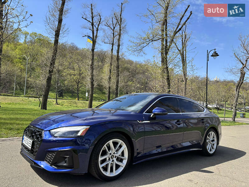 Лифтбек Audi A5 2023 в 