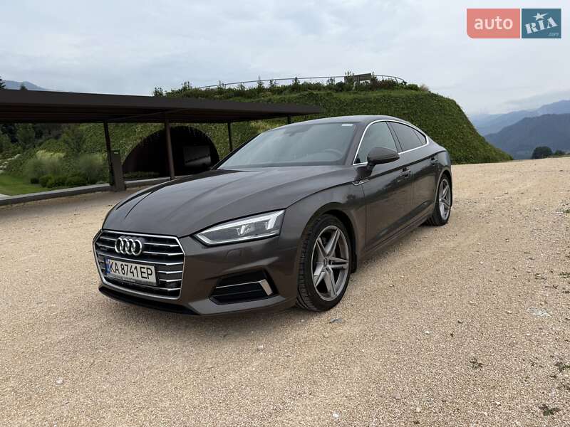 Купе Audi A5 2017 в Киеве