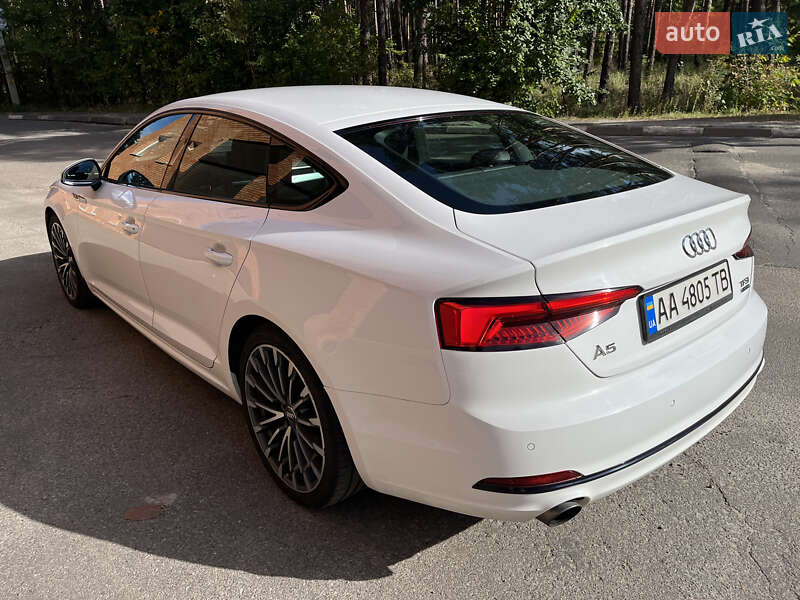 Купе Audi A5 2017 в Киеве