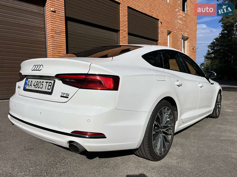 Купе Audi A5 2017 в Киеве