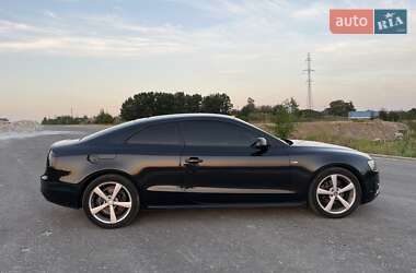 Купе Audi A5 2010 в Львові