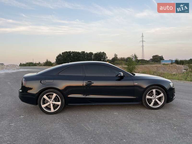 Купе Audi A5 2010 в Львове