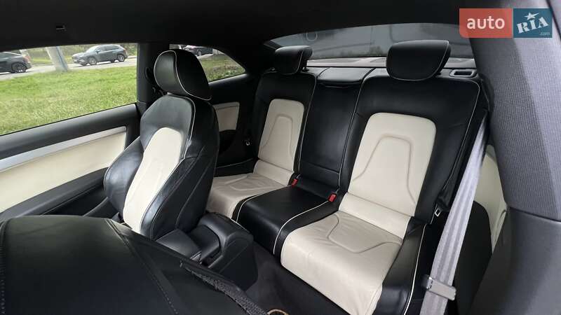 Купе Audi A5 2010 в Львове