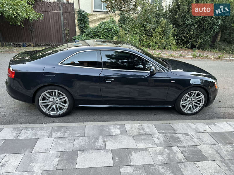 Купе Audi A5 2012 в Софиевской Борщаговке
