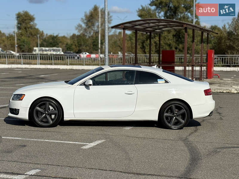 Купе Audi A5 2011 в Киеве
