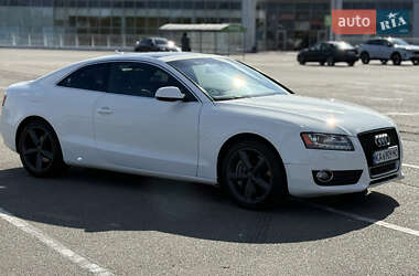 Купе Audi A5 2011 в 