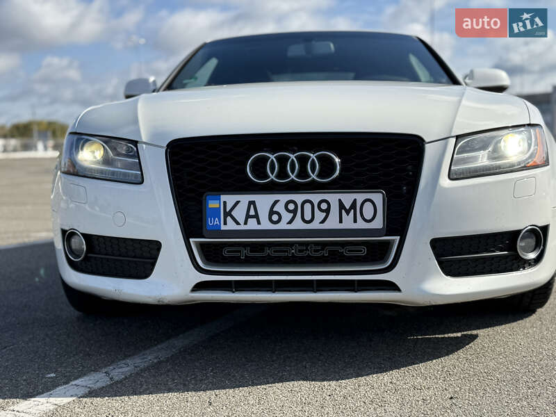 Купе Audi A5 2011 в Киеве