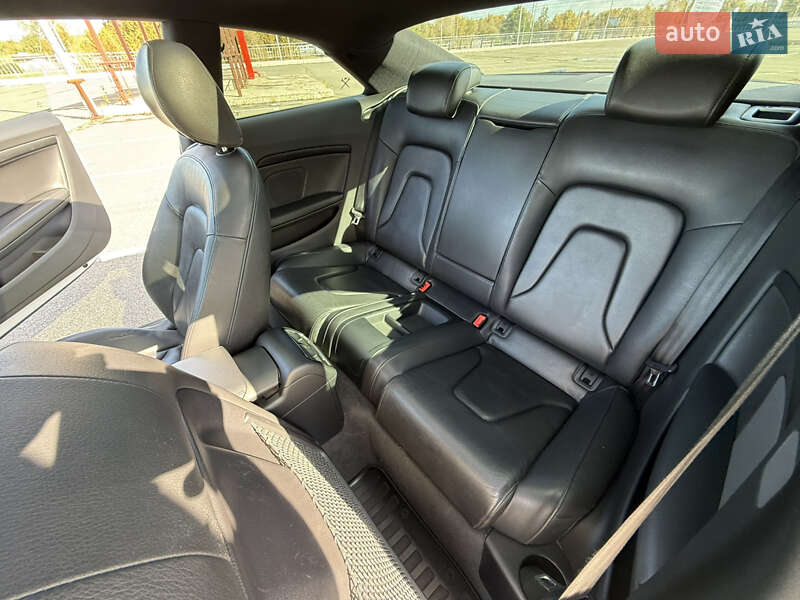 Купе Audi A5 2011 в Киеве