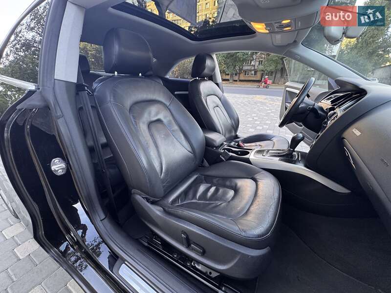 Купе Audi A5 2011 в Одессе