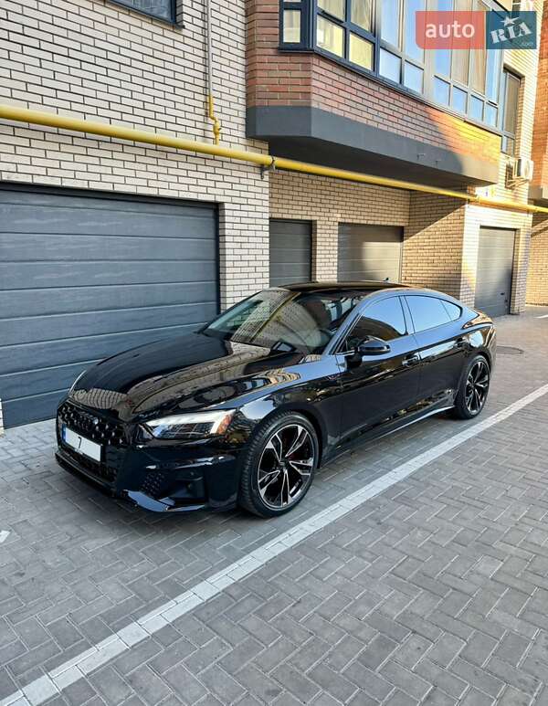 Ліфтбек Audi A5 2022 в 