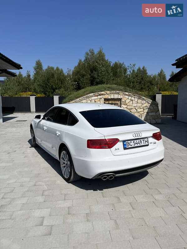 Купе Audi A5 2014 в Новояворовске