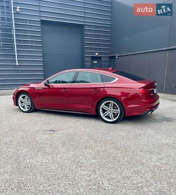 Купе Audi A5 2017 в Киеве