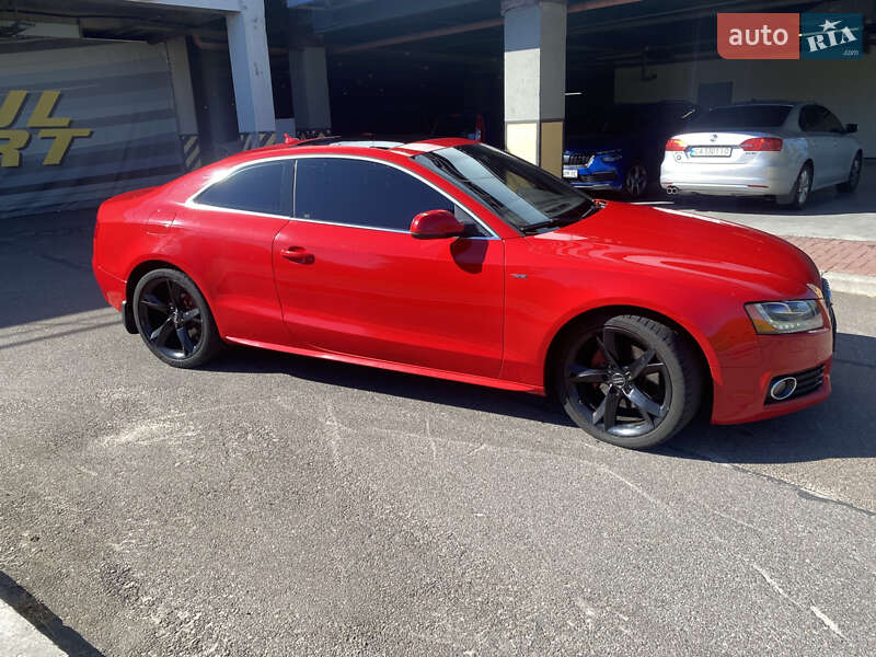 Купе Audi A5 2011 в Киеве