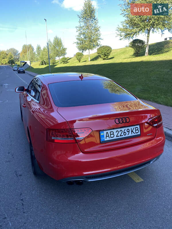 Купе Audi A5 2011 в Киеве