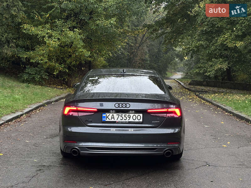Купе Audi A5 2018 в Києві
