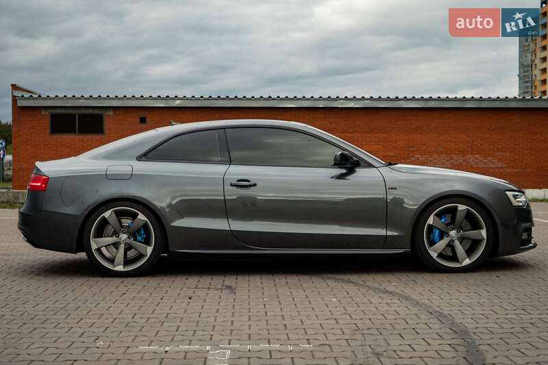 Купе Audi A5 2014 в Києві