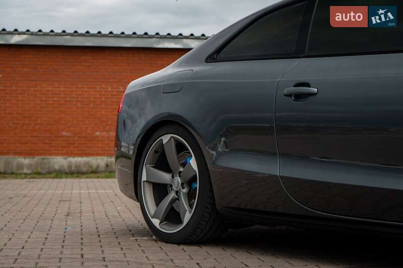 Купе Audi A5 2014 в Києві
