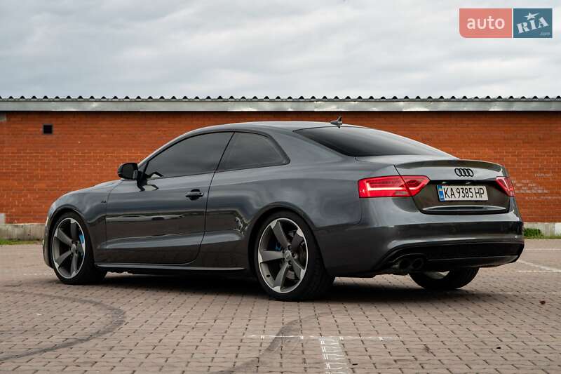 Купе Audi A5 2014 в Києві