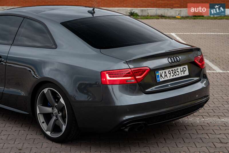 Купе Audi A5 2014 в Києві