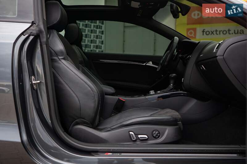 Купе Audi A5 2014 в Києві