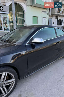 Купе Audi A5 2011 в 