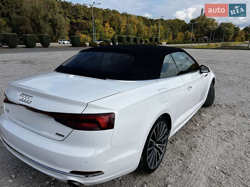 Кабриолет Audi A5 2017 в Киеве