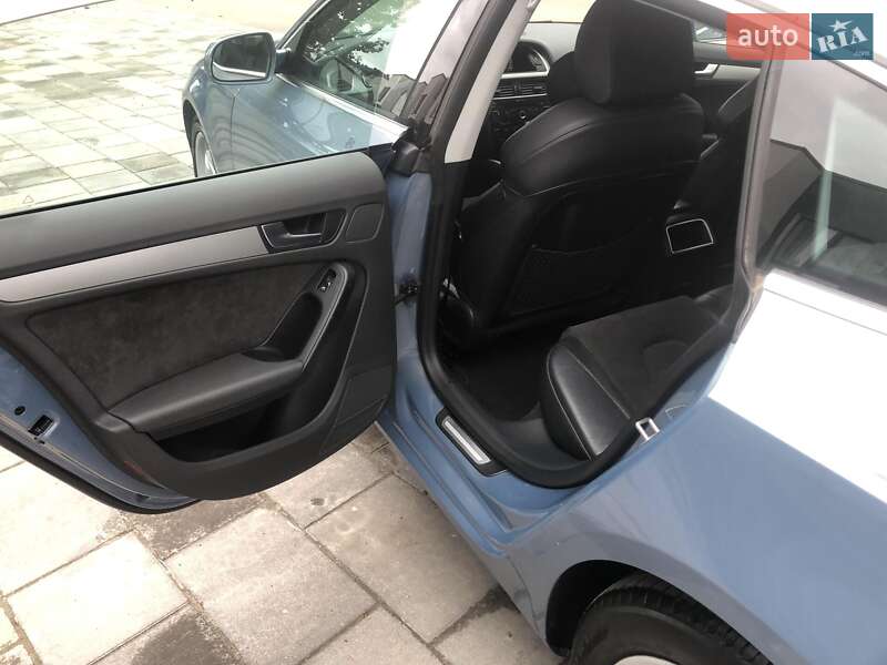 Купе Audi A5 2009 в Петропавловской Борщаговке