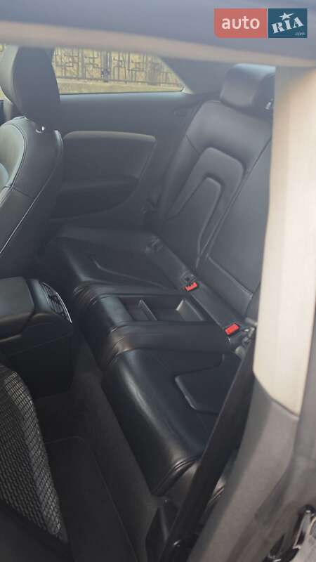 Купе Audi A5 2014 в Киеве
