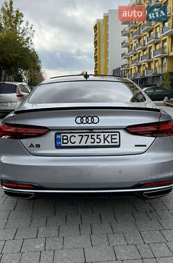 Ліфтбек Audi A5 2022 в 