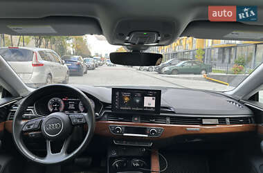 Ліфтбек Audi A5 2022 в 