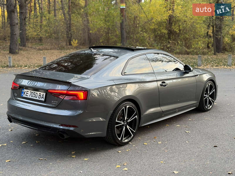 Купе Audi A5 2017 в Новомосковську