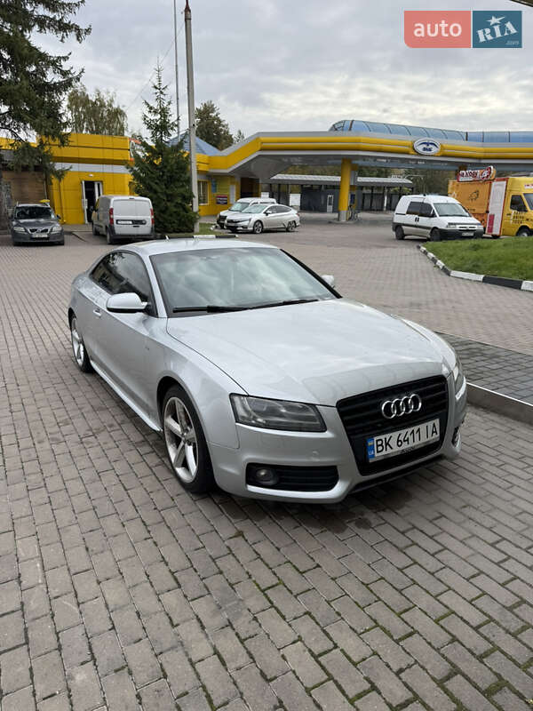 Купе Audi A5 2011 в Ровно